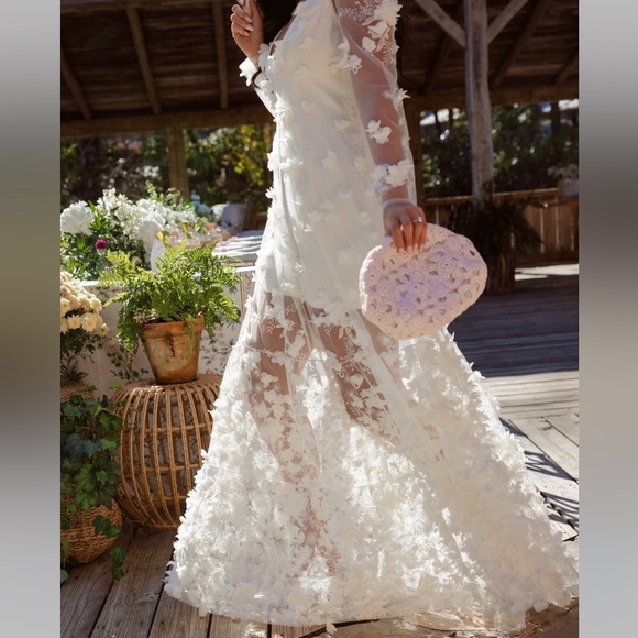 Helsi Blair Long-Sleeve V-Neck Floral Maxi Dress - Picture 6 of 6